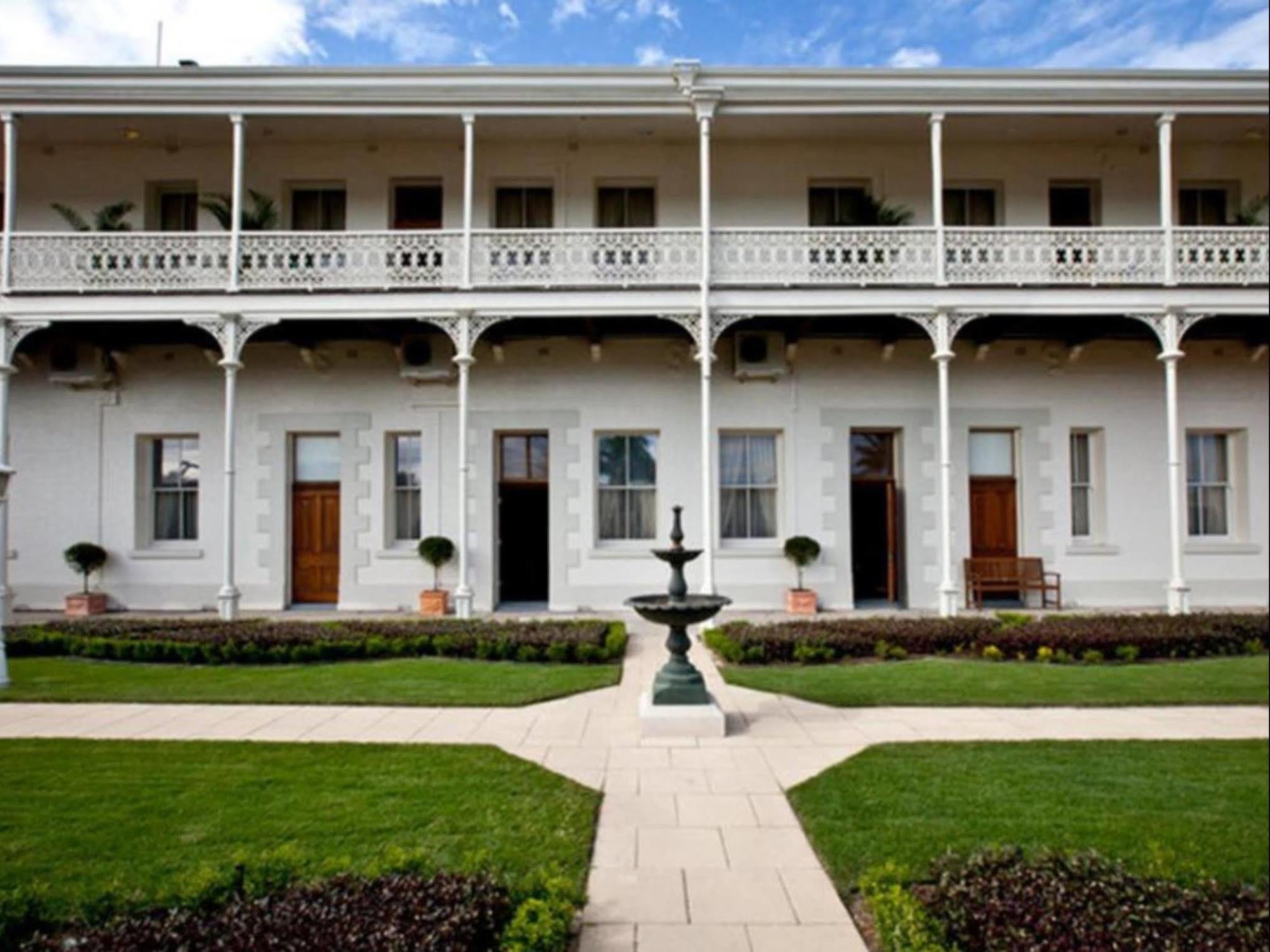 Denison Boutique Hotel Rockhampton Exterior foto